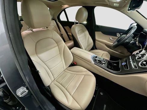Used 2021 Mercedes-Benz C 300 4MATIC Sedan image 34