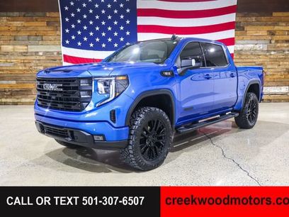 Used 2024 GMC Sierra 1500 Elevation w/ Elevation Premium Package