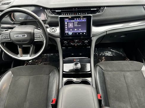 Used 2019 Jeep Compass Latitude w/ Popular Equipment Group image 14