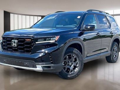 Certified 2025 Honda Pilot TrailSport