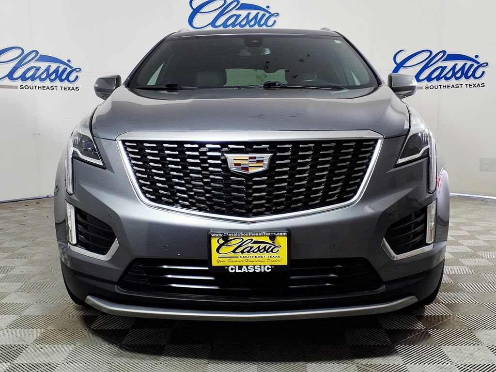Used 2021 Cadillac XT5 Premium Luxury FWD image 3