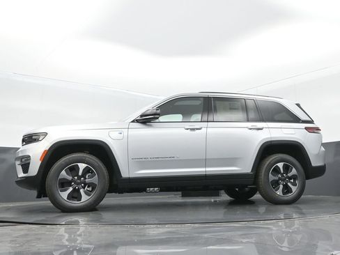 New 2024 Jeep Grand Cherokee Limited 4xe AWD/4WD image 36