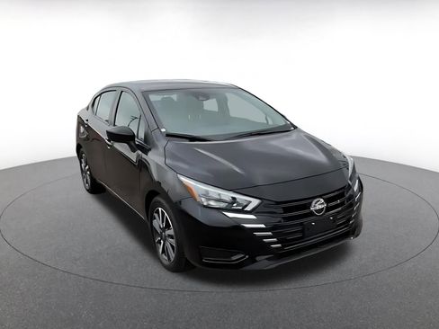 Used 2025 Nissan Versa SV FWD image 3
