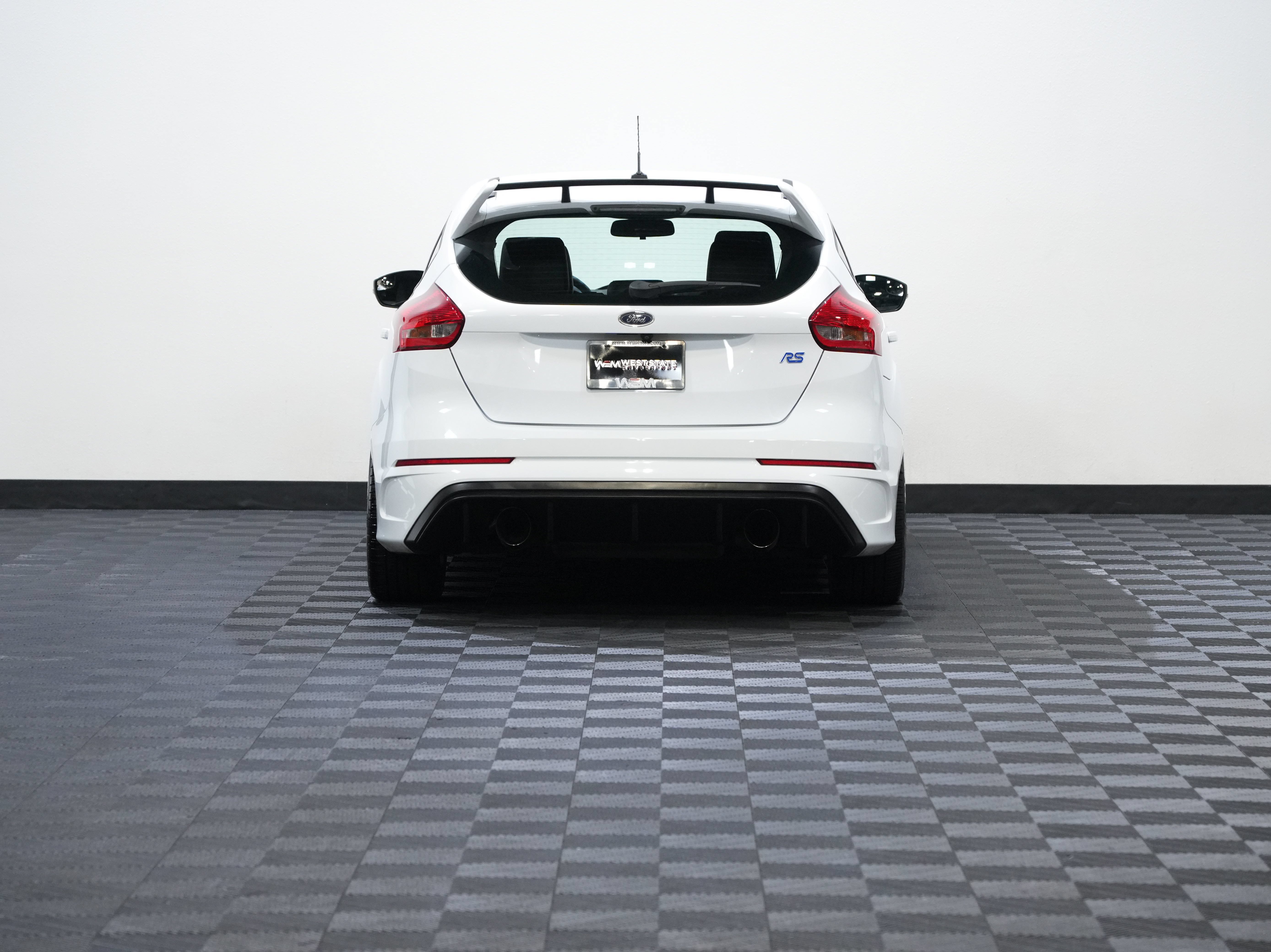 Used 2017 Ford Focus RS AWD/4WD image 7