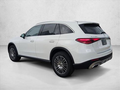 Used 2026 Mercedes-Benz GLC 300 image 8
