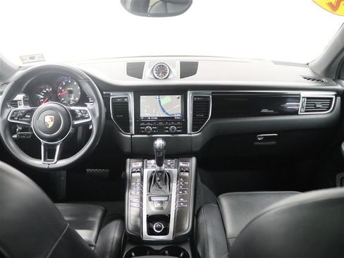 Used 2016 Porsche Macan S AWD/4WD image 25