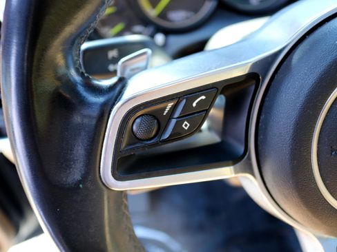 Used 2015 Porsche Cayenne S w/ Premium Package image 21