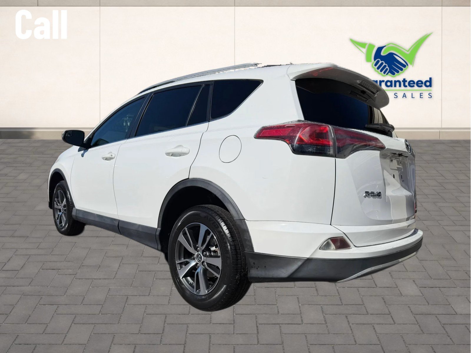 Used 2016 Toyota RAV4 XLE AWD/4WD image 9