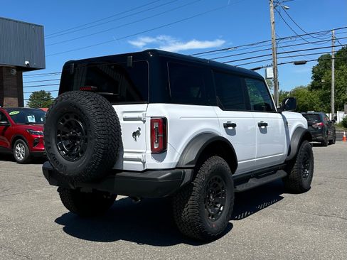 New 2026 Ford Bronco Badlands w/ Sasquatch Package AWD/4WD image 10