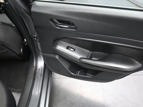 Used 2024 Nissan Altima 2.5 SV FWD image 31