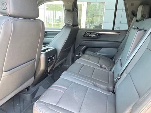 Used 2025 Chevrolet Tahoe RST w/ Comfort Package image 16