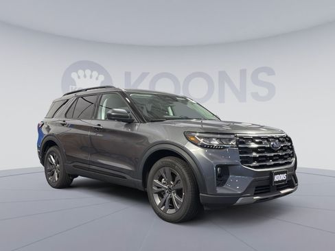 New 2026 Ford Explorer Active w/ Active Comfort Package AWD/4WD image 10