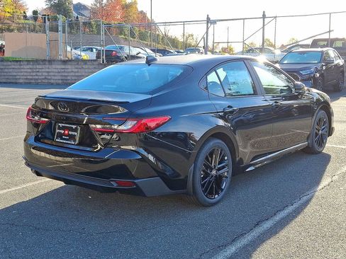 New 2026 Toyota Camry SE image 12