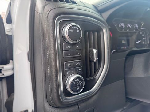 Used 2019 GMC Sierra 1500 SLT w/ SLT Premium Plus Package image 12