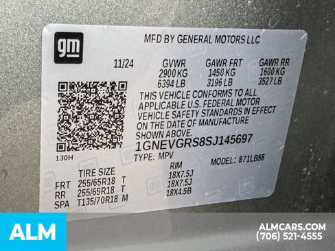 Used 2025 Chevrolet Traverse LT AWD/4WD image 24