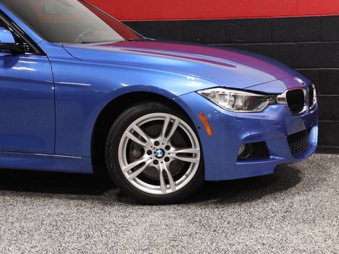 Used 2015 BMW 328i xDrive Sedan AWD/4WD image 3