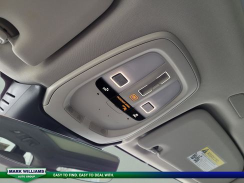 Used 2022 Volvo XC60 B5 Inscription w/ Advanced Package image 24