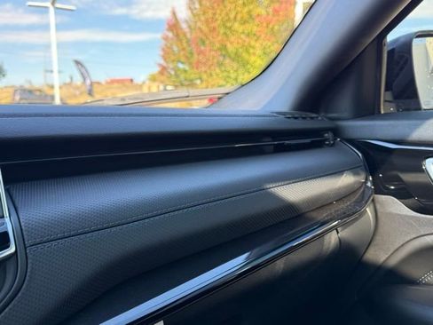 New 2025 Jeep Compass Latitude w/ Sun & Sound Group image 23