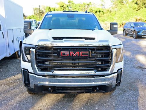 New 2026 GMC Sierra 3500 Pro w/ Convenience Package image 2
