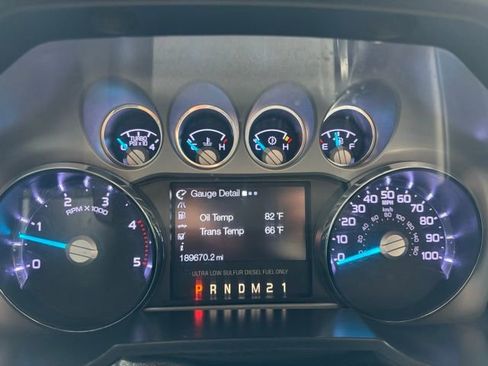 Used 2013 Ford F250 Platinum w/ FX4 Off Road Pkg image 17