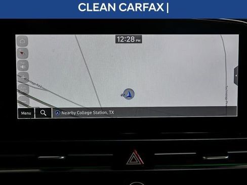 Used 2024 Hyundai Elantra SEL w/ Convenience Package FWD image 17