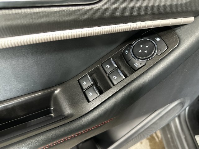 Used 2025 Ford Explorer ST-Line AWD/4WD image 19