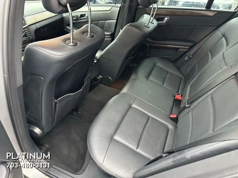 Used 2010 Mercedes-Benz E 350 4MATIC Sedan image 15