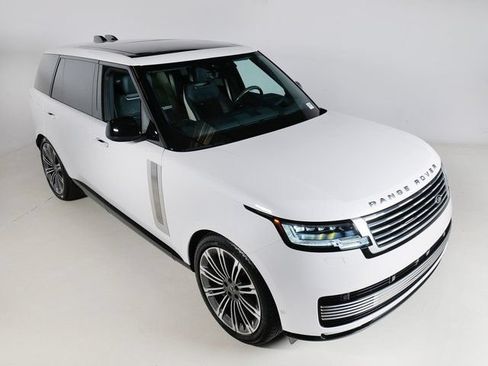 Certified 2024 Land Rover Range Rover SV AWD/4WD image 33