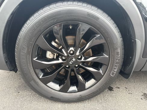 Used 2020 Kia Sorento S AWD/4WD image 9