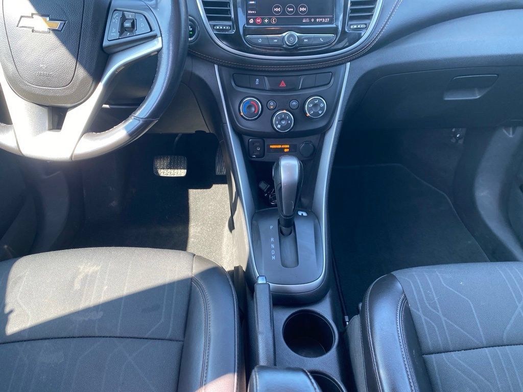 Used 2022 Chevrolet Trax LT w/ Driver Confidence Package AWD/4WD image 15