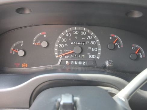 Used 1998 Ford E-350 and Econoline 350 image 11