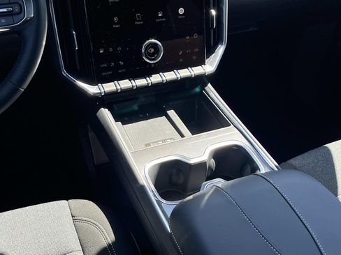 New 2026 GMC Acadia Elevation w/ Black Edition AWD/4WD image 15