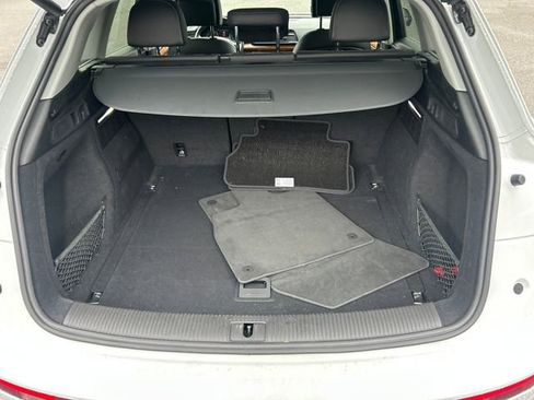 Used 2023 Audi Q5 2.0T Premium w/ Convenience Package image 25