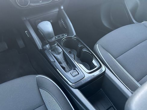 Used 2025 Chevrolet TrailBlazer LT image 40