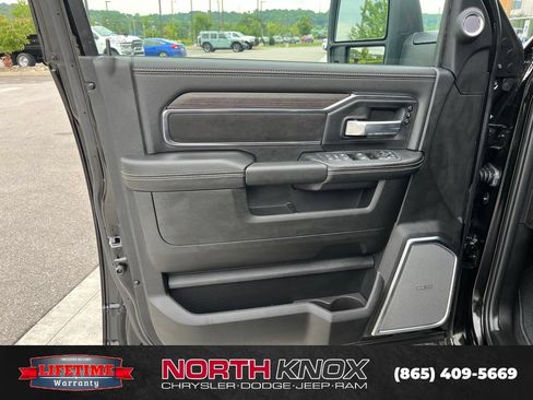 New 2026 RAM 2500 Laramie AWD/4WD image 5