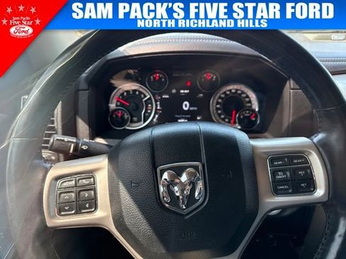 Used 2018 RAM 1500 Laramie w/ Convenience Group AWD/4WD image 7