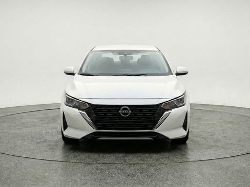 Used 2025 Nissan Sentra S FWD image 2