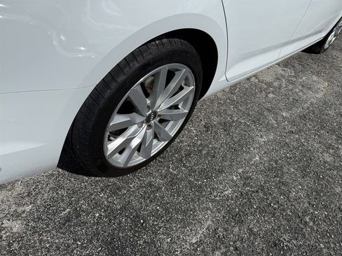 Used 2017 Audi A4 2.0T Ultra Premium w/ Convenience Package image 5