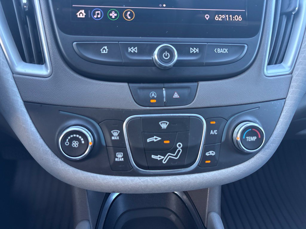 Used 2020 Chevrolet Malibu LS w/ Driver Confidence Package II FWD image 21