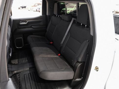 Used 2022 Chevrolet Silverado 1500 LT w/ Z71 Off-Road Package image 40