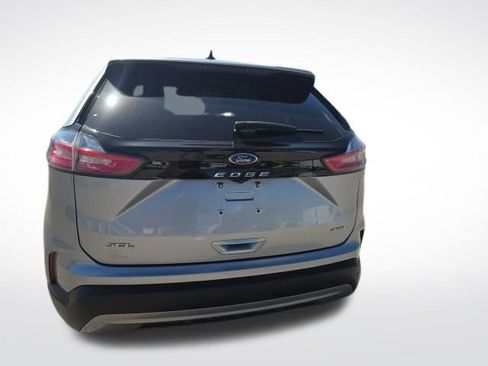 Certified 2022 Ford Edge SEL w/ Convenience Package image 4
