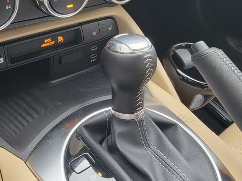New 2026 MAZDA MX-5 Miata RF Grand Touring RWD image 19