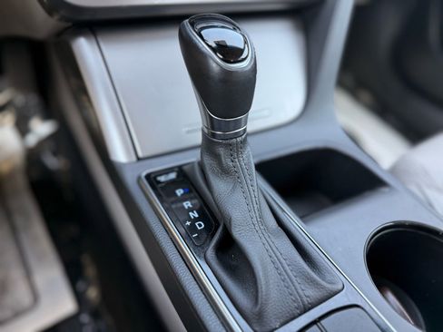 Used 2015 Hyundai Sonata Limited w/ Option Group 05 image 27