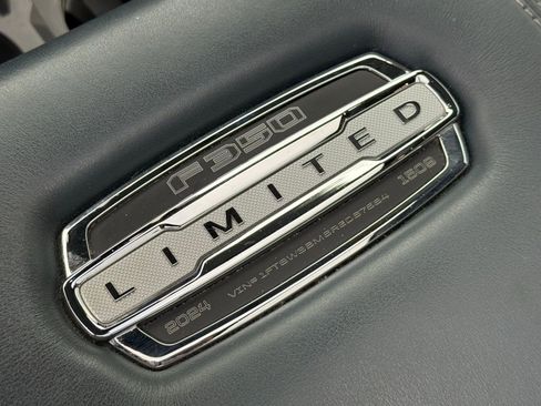 Used 2024 Ford F350 Limited image 29