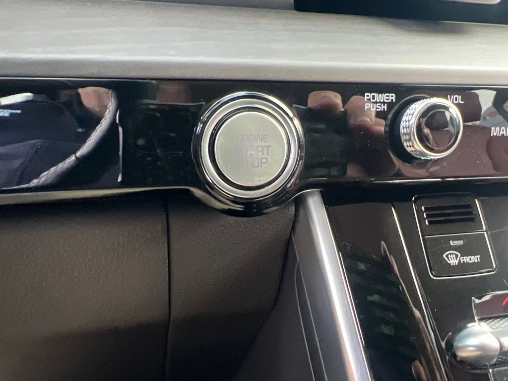 Certified 2023 Kia Carnival SX FWD image 49
