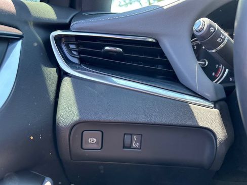 Certified 2023 Buick Enclave Essence w/ Experience Buick Package FWD image 20