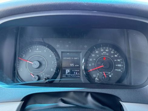 Used 2015 Toyota Sienna LE FWD image 13