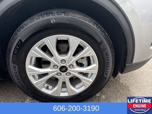 Used 2024 Ford Escape Active w/ Cold Weather Package FWD image 5