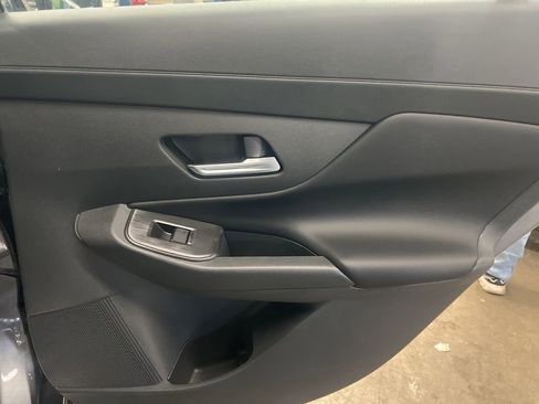 New 2026 Nissan Sentra SR w/ SR Premium Package FWD image 39