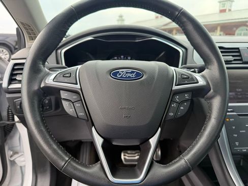 Used 2013 Ford Fusion Titanium FWD image 13
